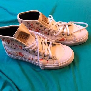 Leila sk8 his (LOOKING FOR SWAP)